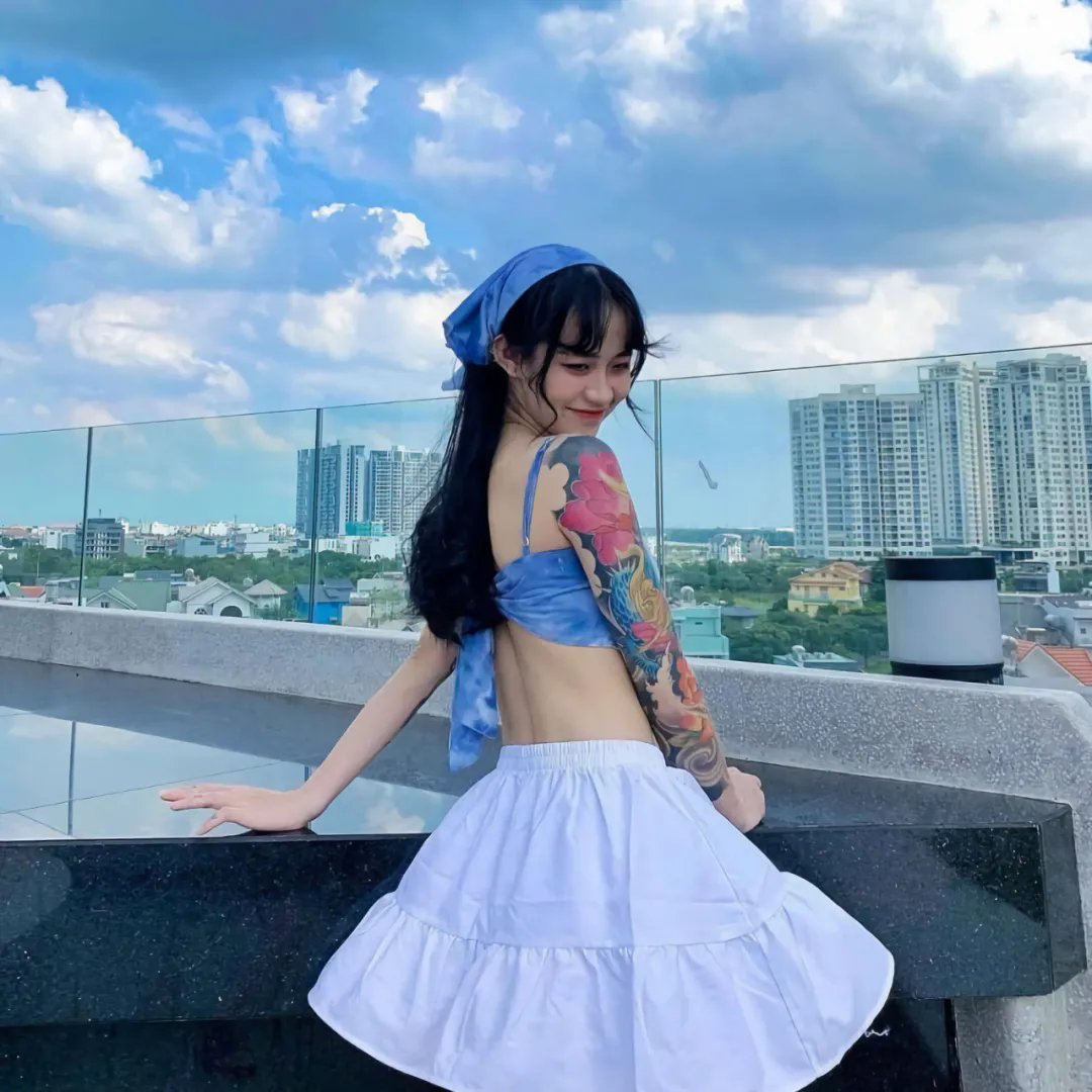 脑浆炸裂少女